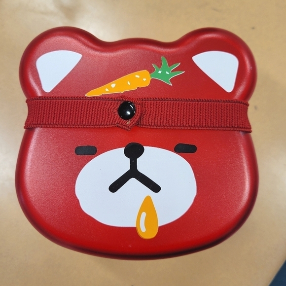 idm gift Other - RED BEAR LUNCH BOX 📦 [NWT]
